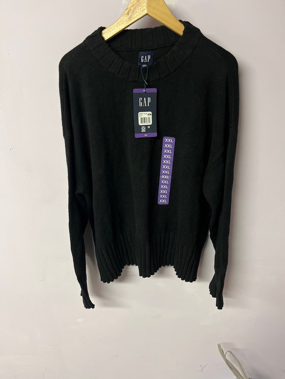 Gap black sweater